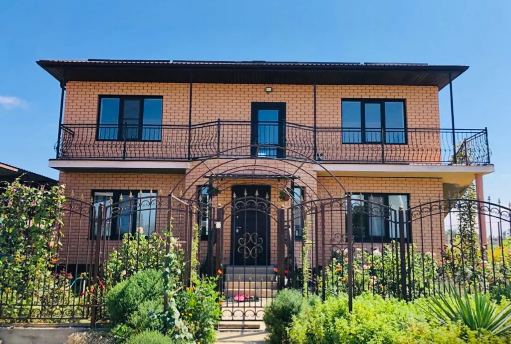 Коттедж Тихий райский уголок — аренда посуточно в Витязево