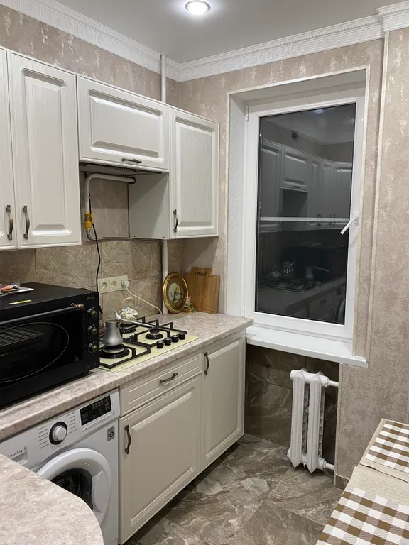 Квартира в спальном районе с развитой инфраструктурой