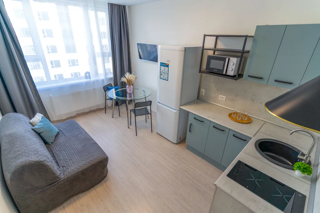 Апартамент с угловой солнечной спальней и видом на город