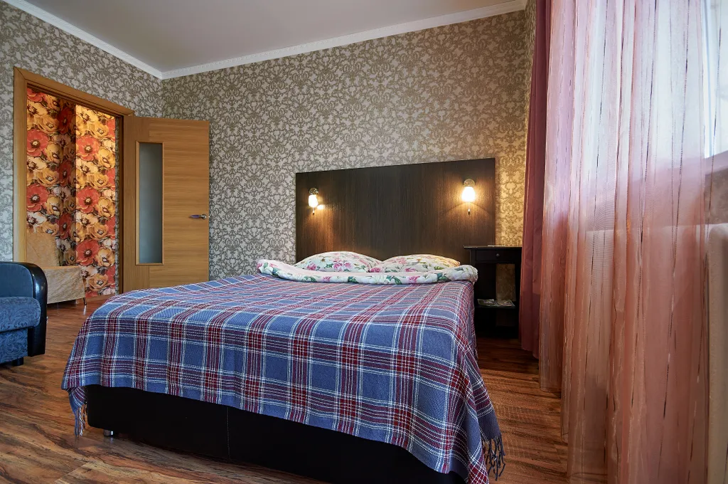 Отличная квартира с большой ванной — аренда посуточно в Магнитогорск