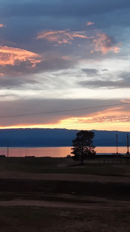 Номер с видом на озеро Байкал