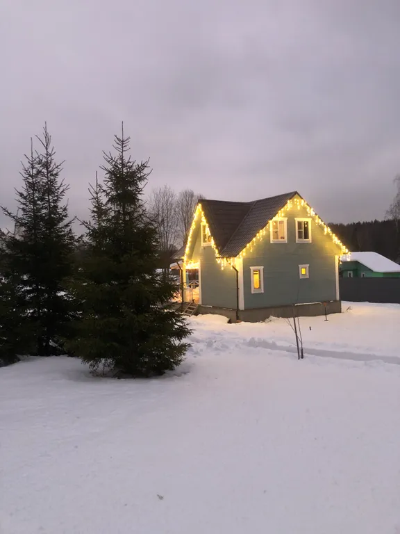 Дом с баней и крытой террасой