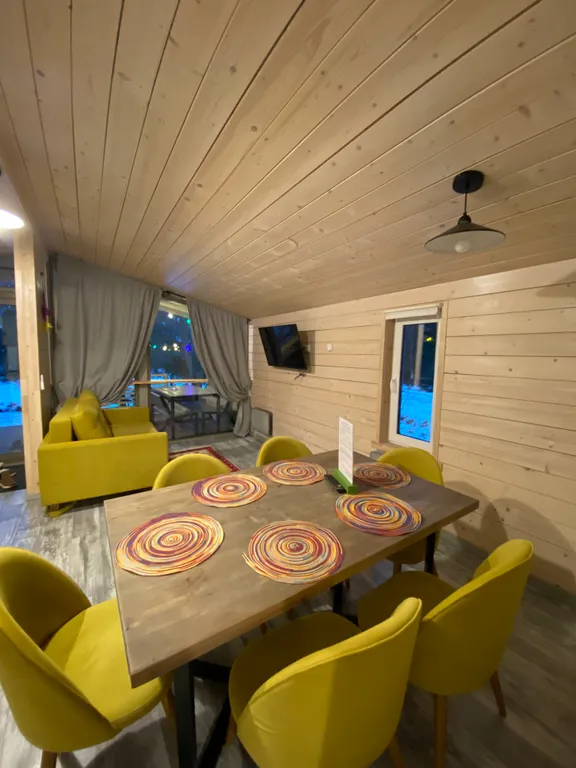 Коттедж 3-комнатный Дом — Стеклянный