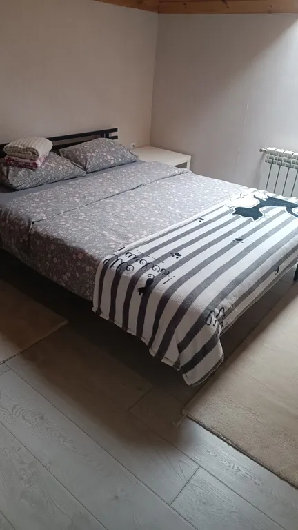 Новый коттедж для семейного отдыха в черте города