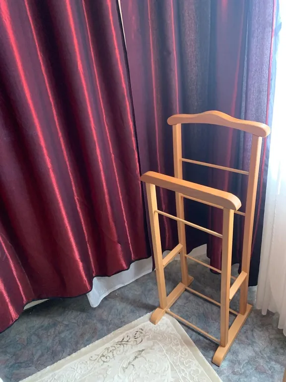 Полдома в центре города недалеко центр. рынок, удобный выезд в горы