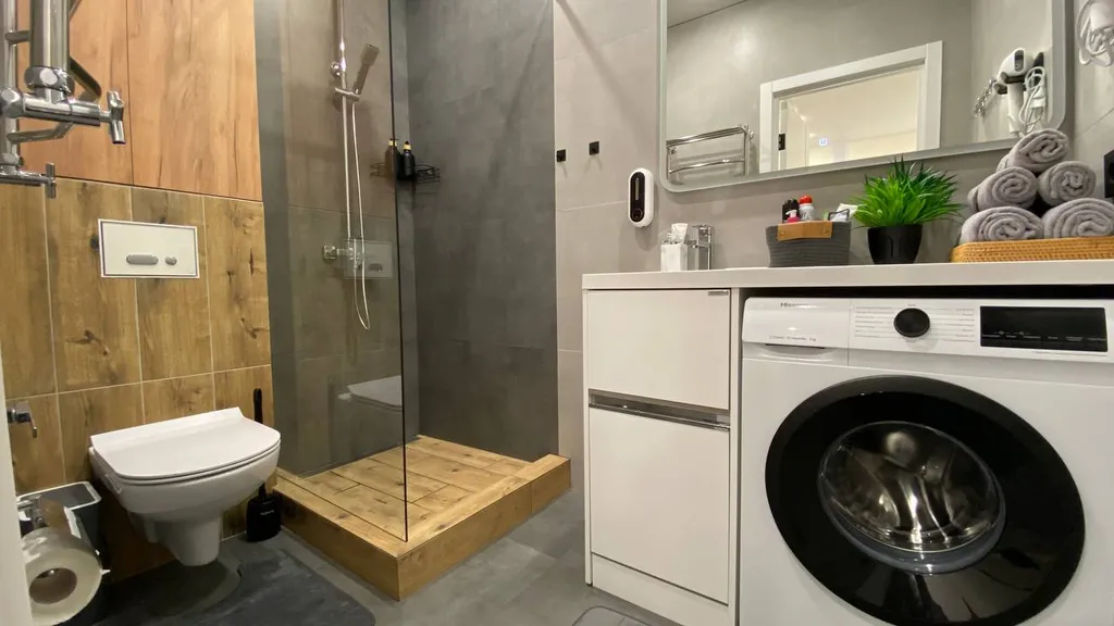 Квартира в спальном районе, 5 минут езды до центра