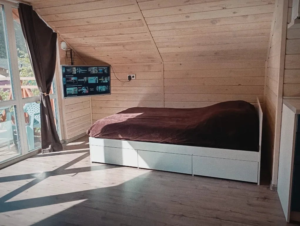 Мансарда-студия с отдельным входом