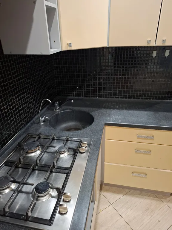 Уютная евротрёшка в центре города.