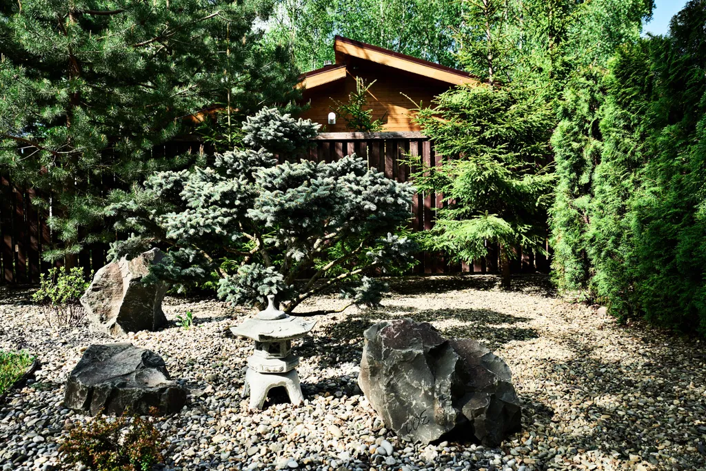 Усадьба с шикарной территорией и банным комплексом