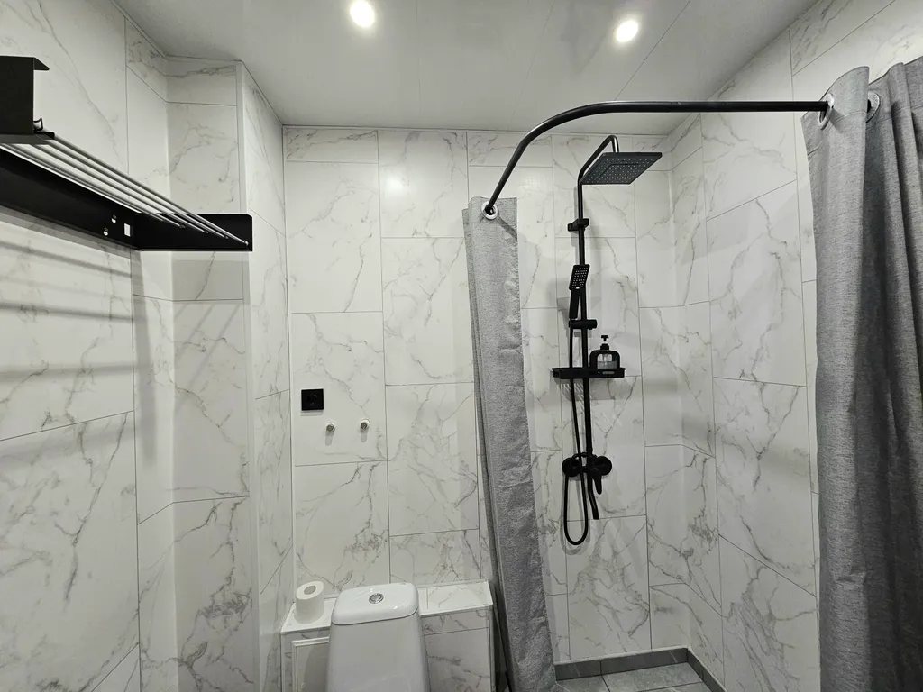 Уютная студия с видом на закат