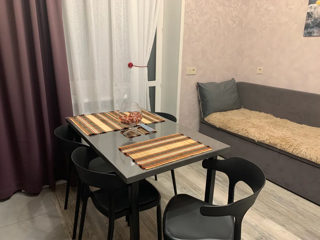 Новая уютная и просторная квартира рядом с Набережной