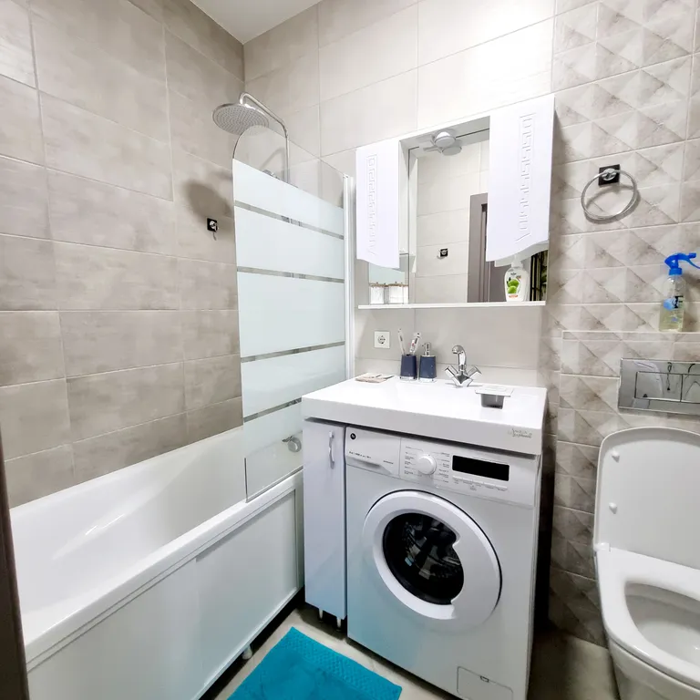 Уютная квартира в центре города с дизайнерским ремонтом