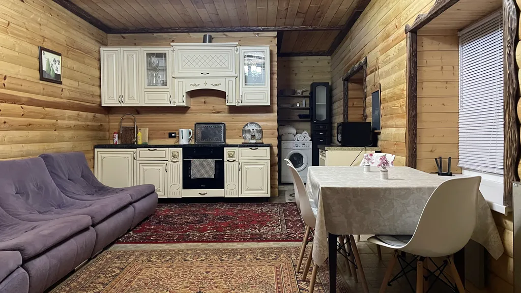 Уютный домик в самом центре