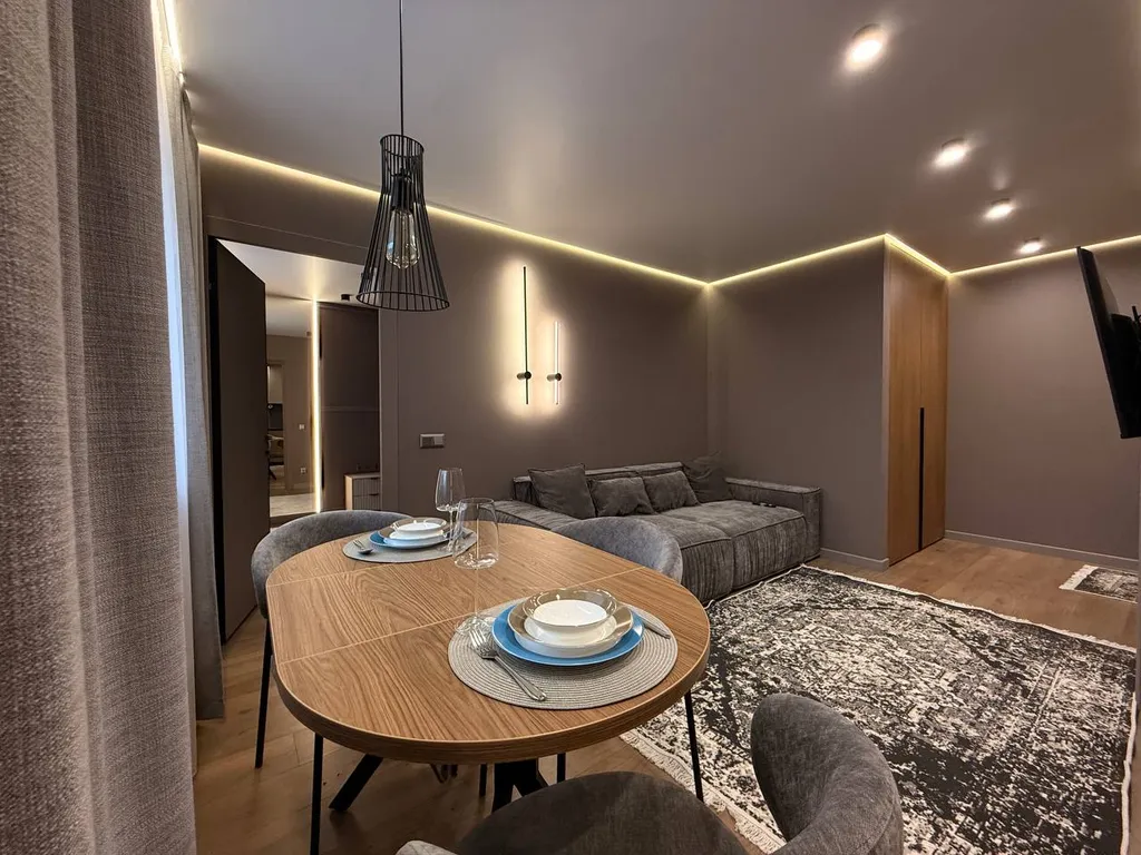 Уютная квартира в центре города с дизайнерским ремонтом