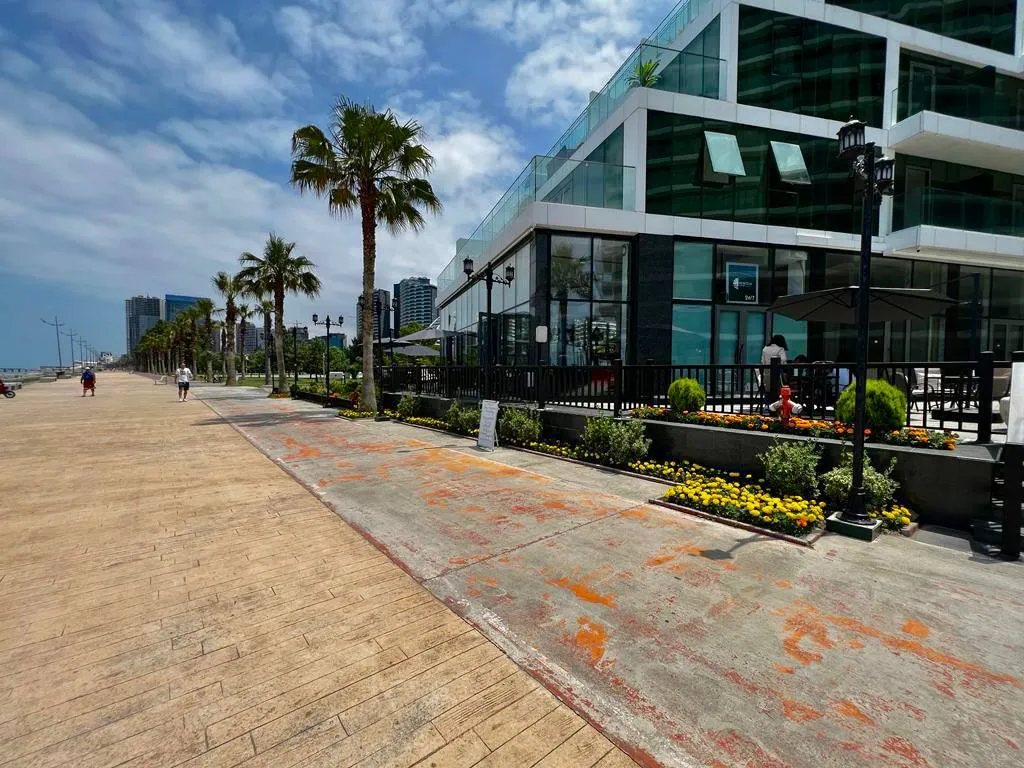 Улучшенные апартаменты на берегу моря, Batumi View