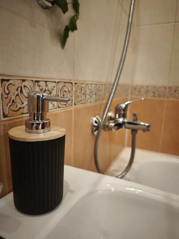 Уютная квартира с видом на реку Иртыш