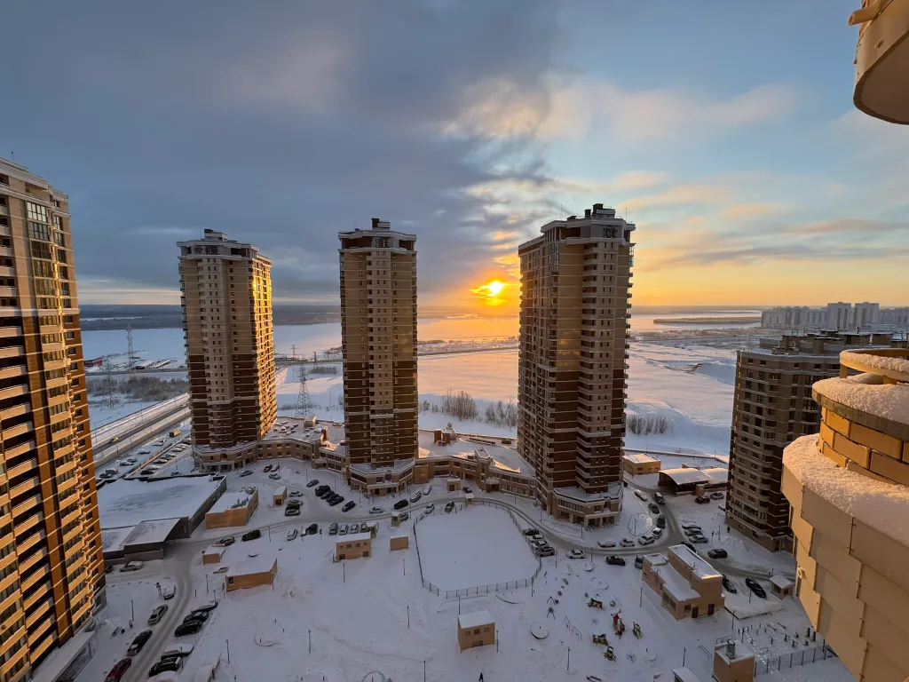 Просторная видовая квартира в ЖК Возрождение