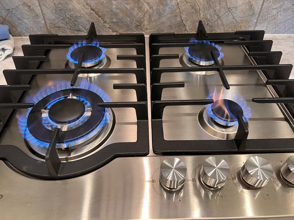 Апартамент в частном жилом доме возле парка Монрепо