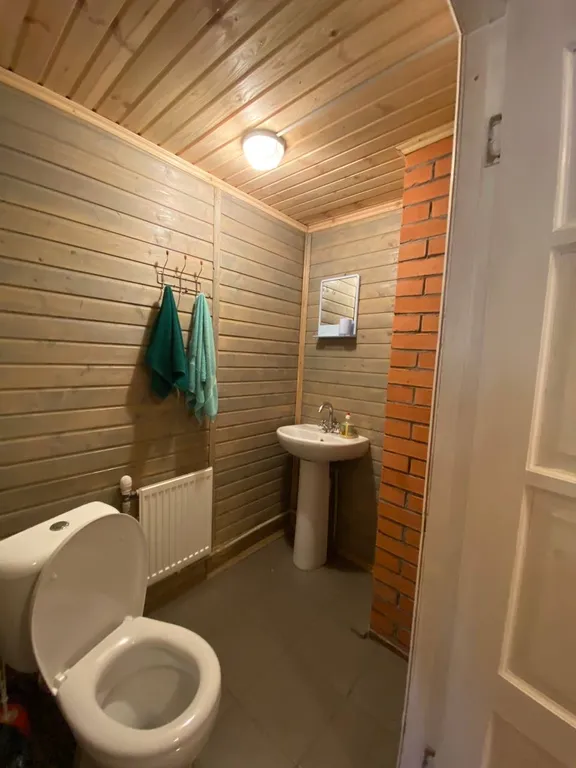 Коттедж на 10 спальных мест с верандой