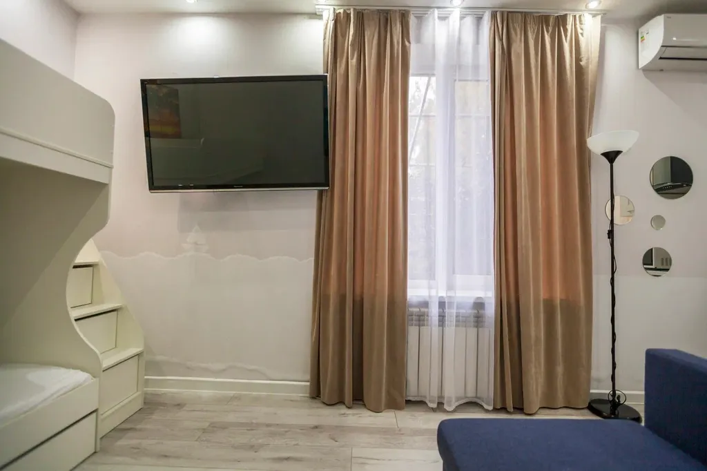 Квартира Квартира Уютная студия у моря с теплым бассейном — Сириус