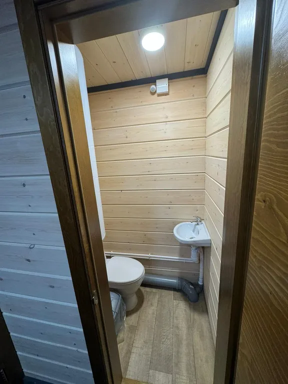 Барн хаус с прекрасным видом на лес