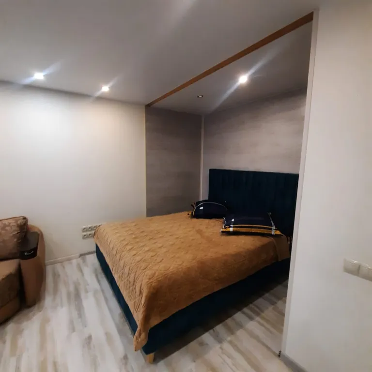 Чистая, новая и уютная квартира в центре города — аренда посуточно в Магадан