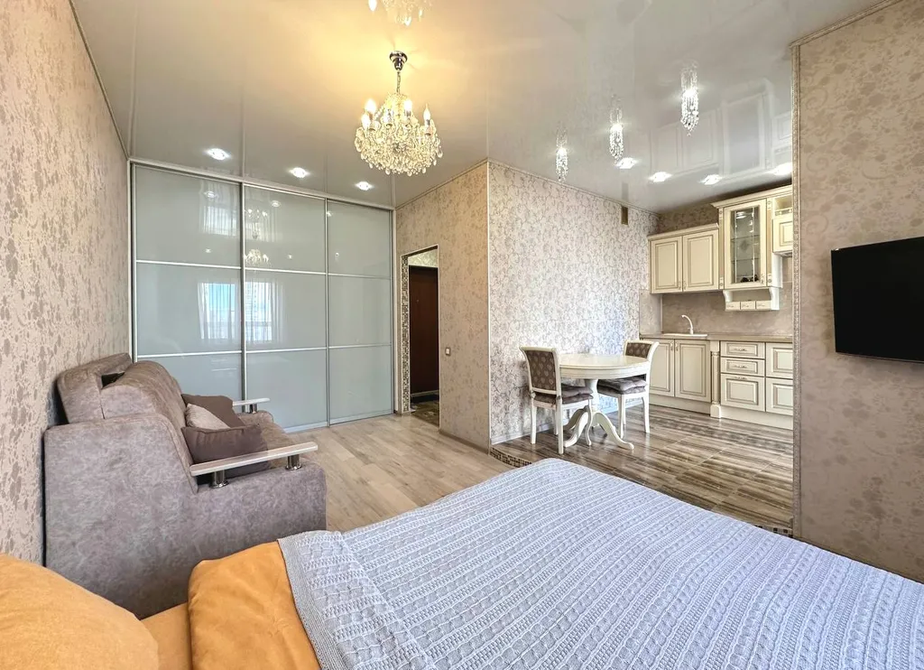 1-комнатная квартира-студия с балконом рядом с Кузбасс-Арена