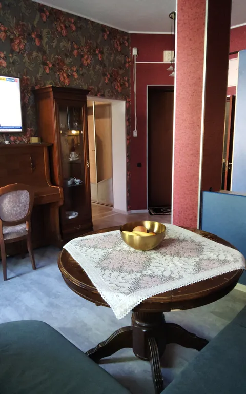 Квартира Уютная квартира в немецком доме в центре города и старинное пианино — Калининград