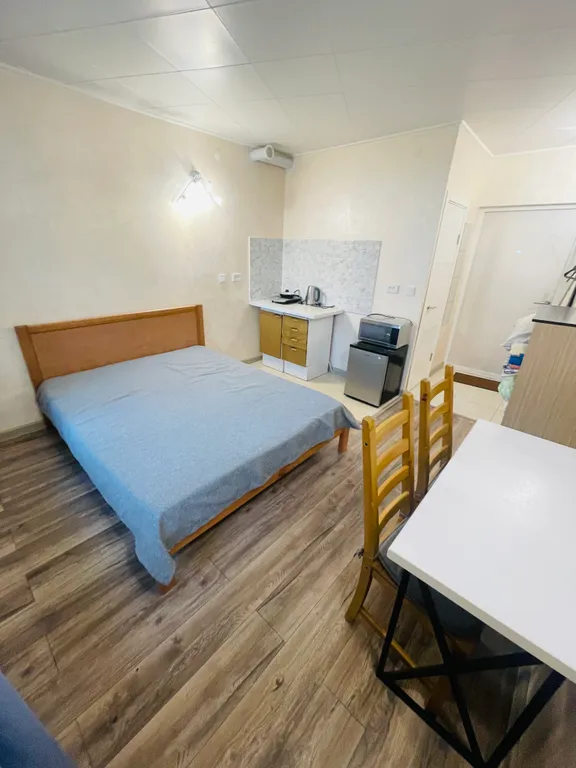 Уютный номер с выходом в сквер Волкова