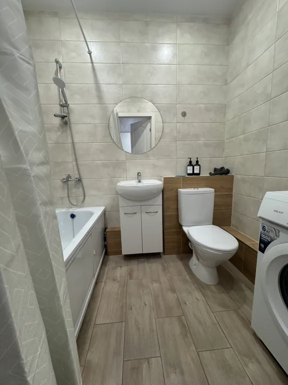 Видовая двушка с качелями и видом на озеро