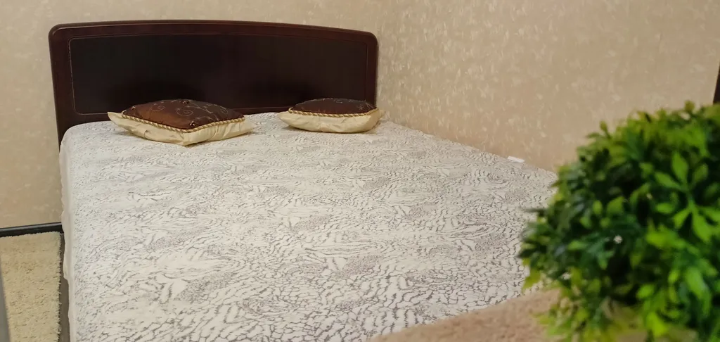 Уютная теплая квартира в новом районе города — аренда посуточно в Россошь