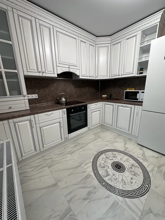 Уютная двухкомнатная квартира рядом с ТЦ Планета и Аквапарком