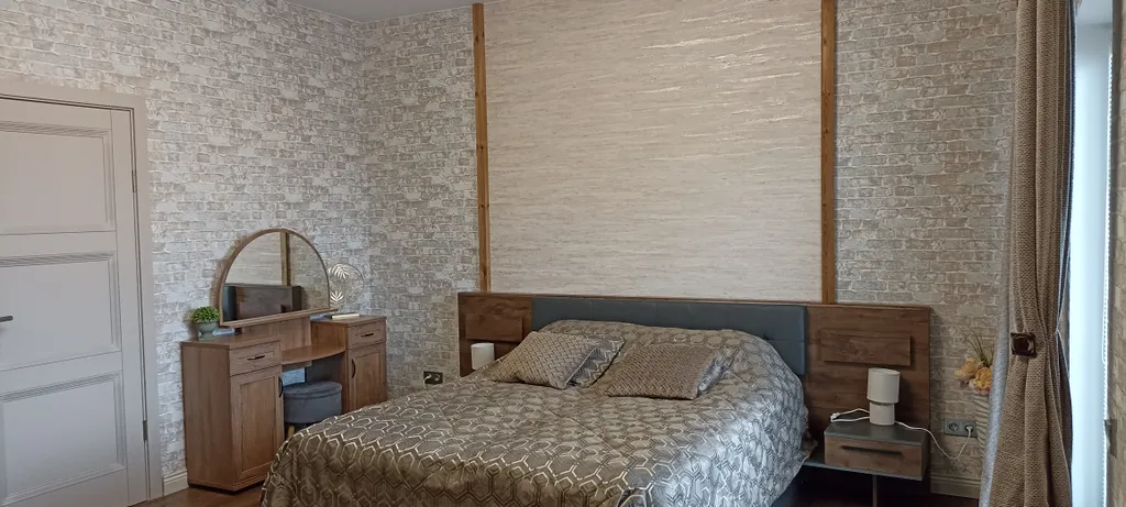 Домик у озера