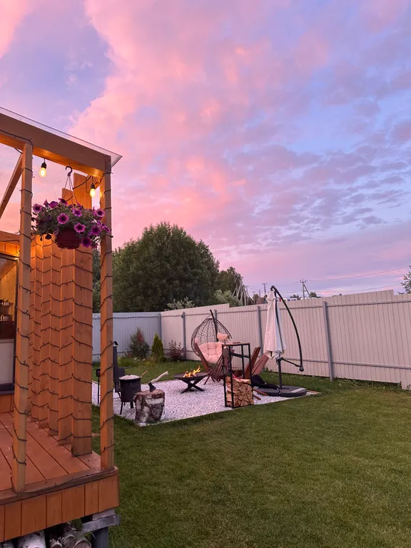 Коттедж Дом с террасой на берегу реки — Логиново