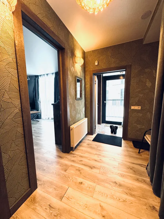 "Охта  Адвент" 53 м. "Лес" с камином у курорта