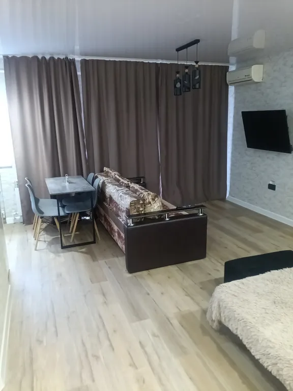 Студия в спальном районе