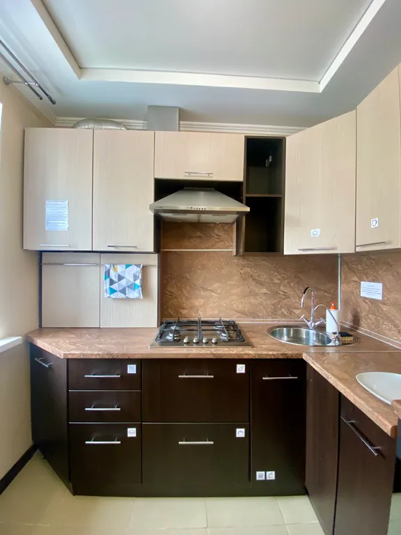 Рядом с черным озером