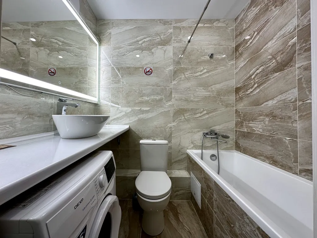 Студия, 5 минут до Фермер базара