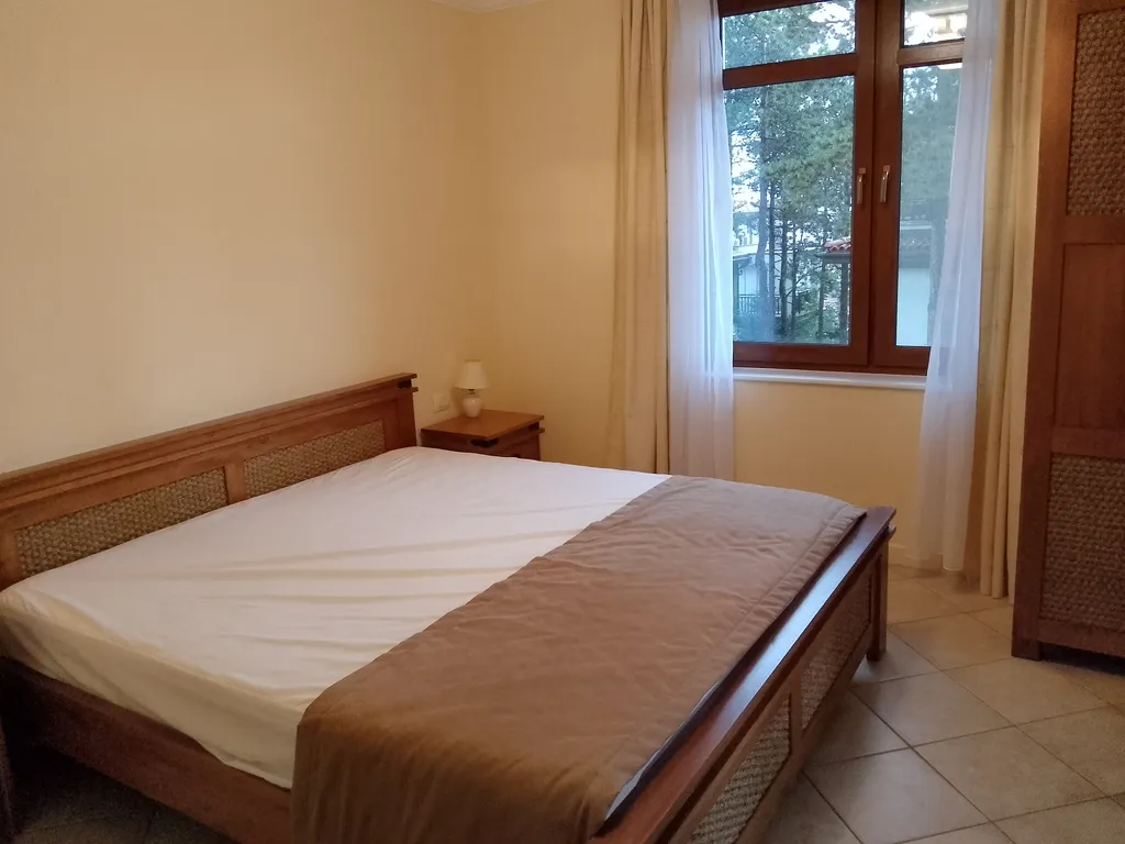 Трехкомнатный люкс в соснах у моря в Санта Марина