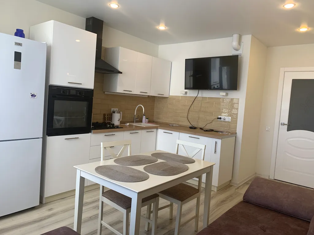 Светлая и уютная квартира в новостройке — аренда посуточно в Владимир