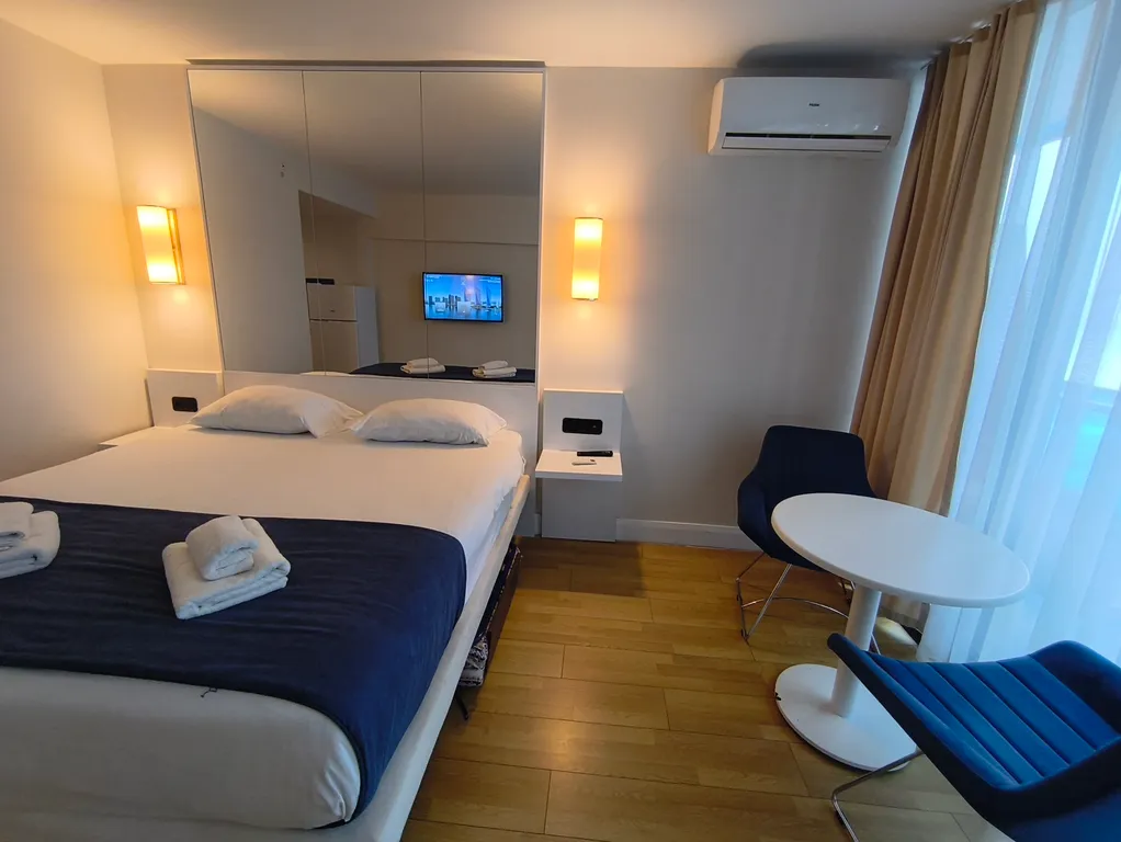 Апартамент-студио орби-сити