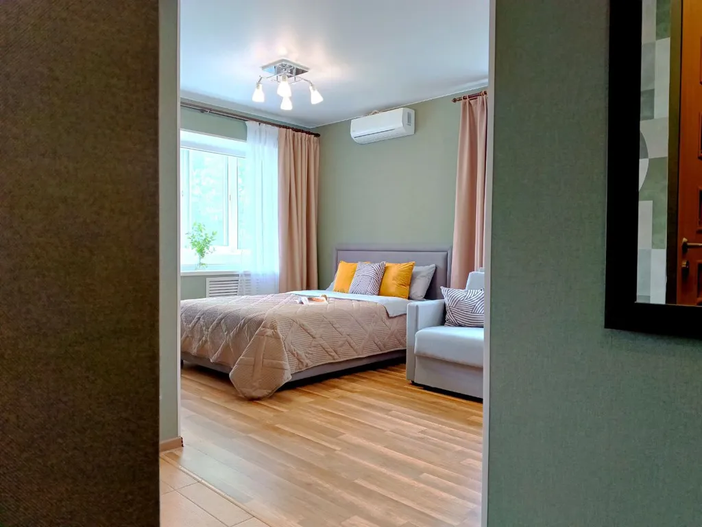 Квартира возле площади Карла Маркса