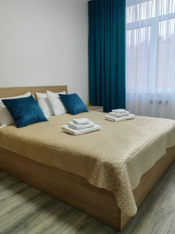 Просторная квартира с бассейном в ЖК Кипарис