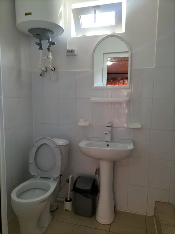 Двухэтажный четырёхместный дом на Азовском море