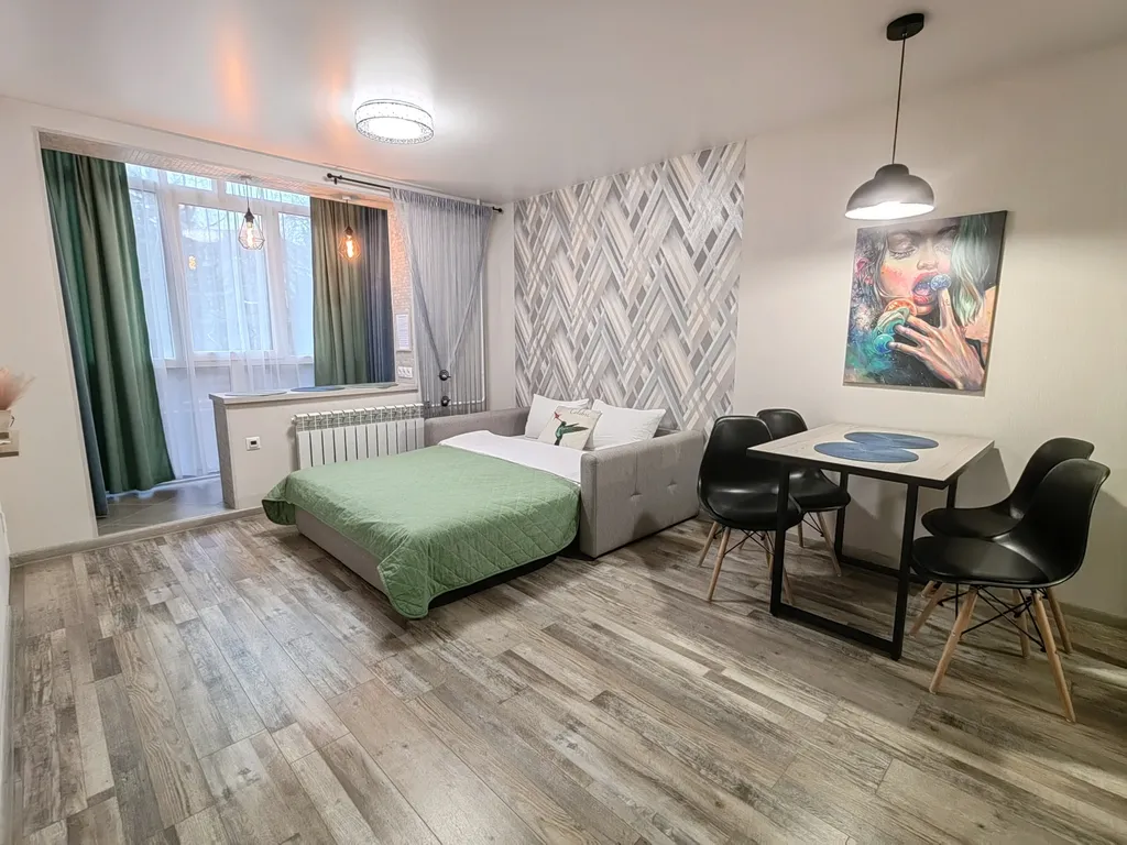 Современная двухкомнатная студия на Микрорайоне