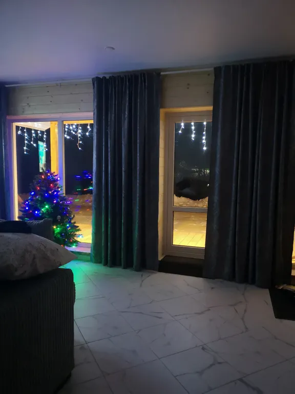 Коттедж Гостевой дом с террасой и сауной в Карелии, вблизи реки и озера Ладоги — Видлица