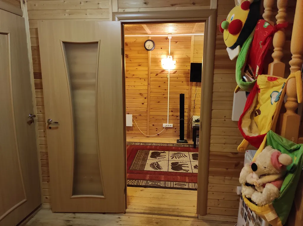 Домик на озере