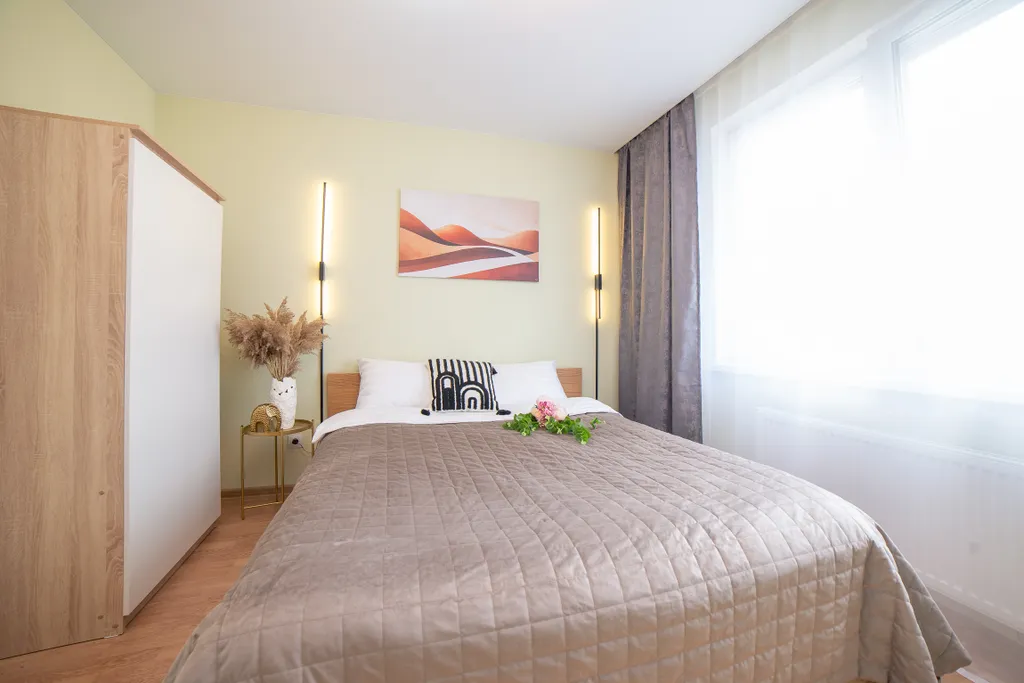 1-комнатная квартира с балконом на Отрадной 1