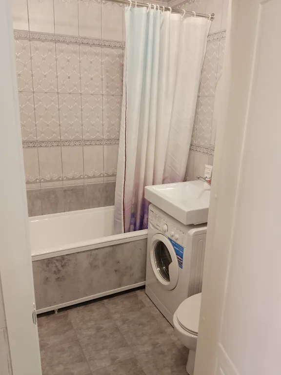 Евродвушка вблизи Павловского парка