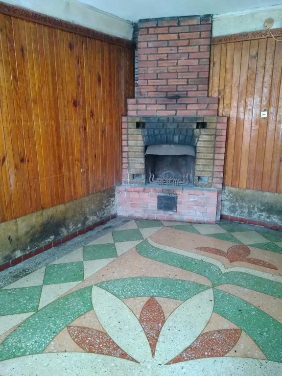 Тихий домик в лесу